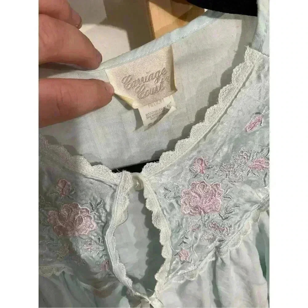 Vintage Carriage Court Sears Women’s sleepwear Cover Size Medium - Picture 3 of 8